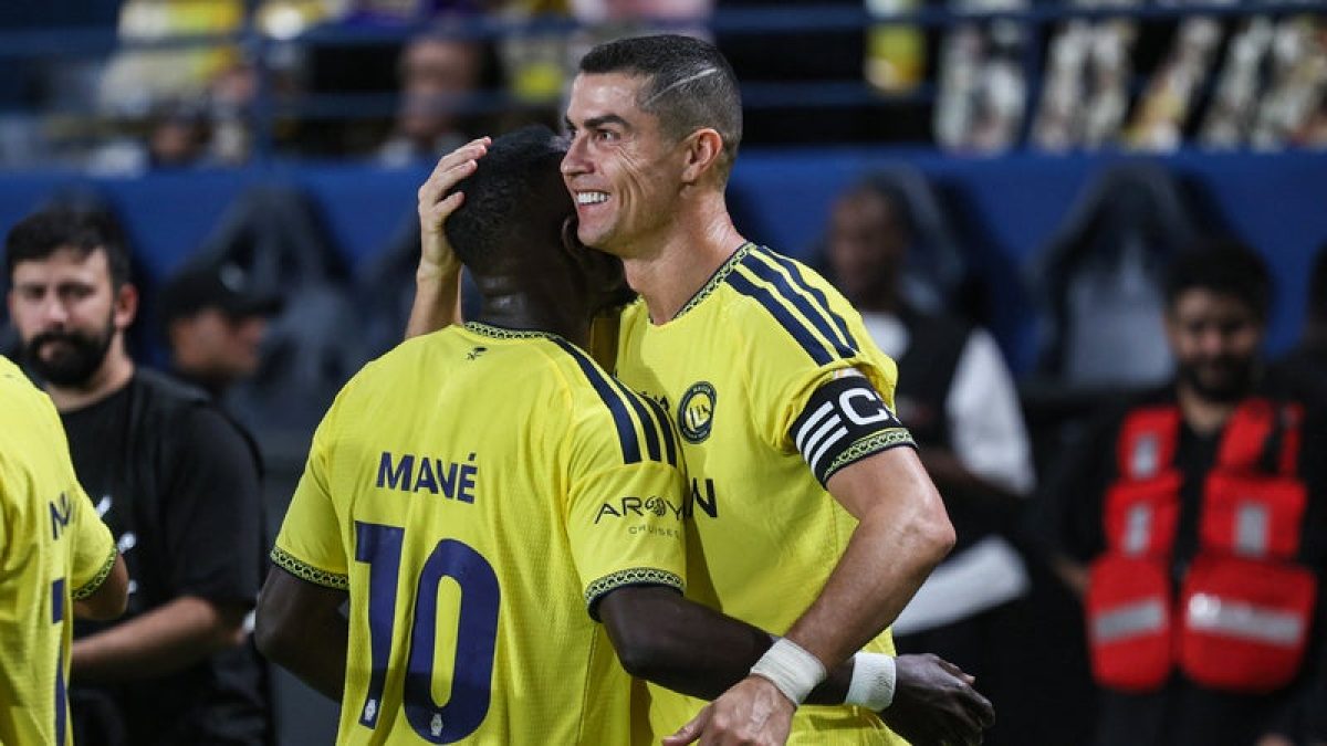 Cristiano Ronaldo celebrando un gol con Al-Nassr tras su triplete ante Al-Kholood